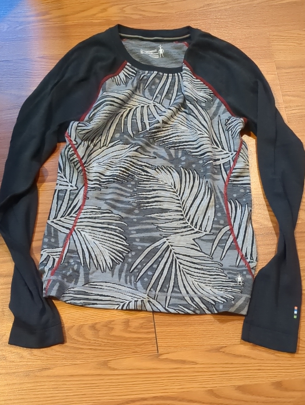 Smartwool Classic Thermal Merino 250 Base Layer Crew Gray Palm Top Medium